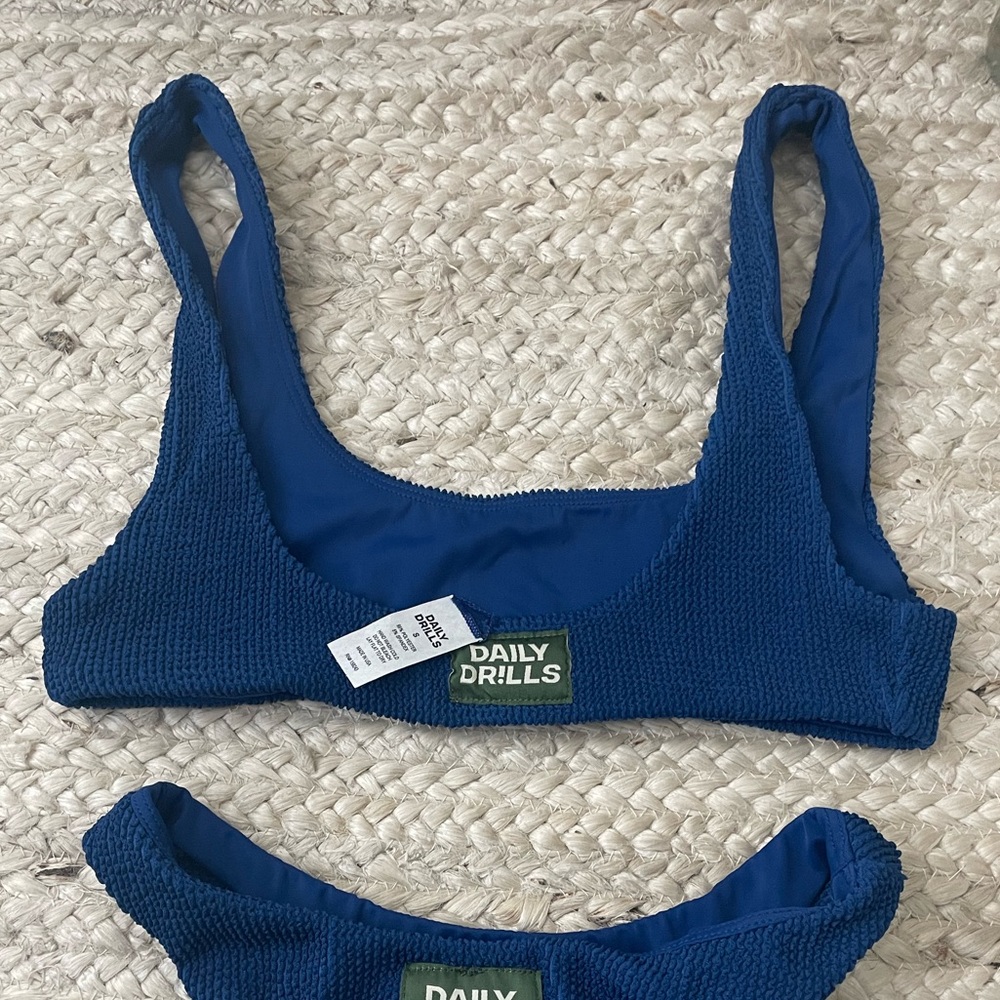 Daily drills swim top